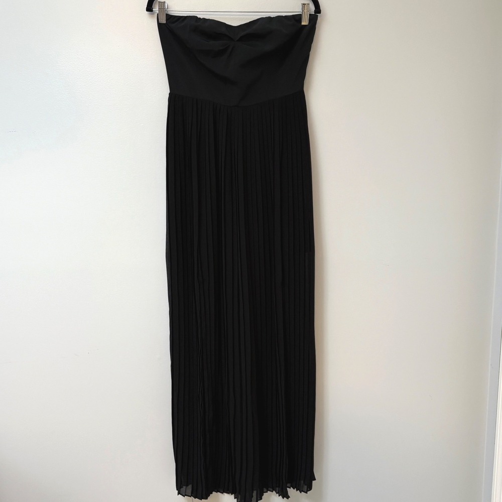 Forever 21 Womens Black Strapless Pleated Dress  Size S